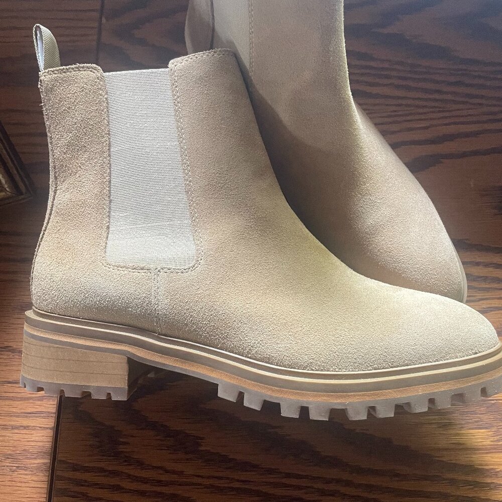 Quince  Chelsea Booties "Worn Once" size 8